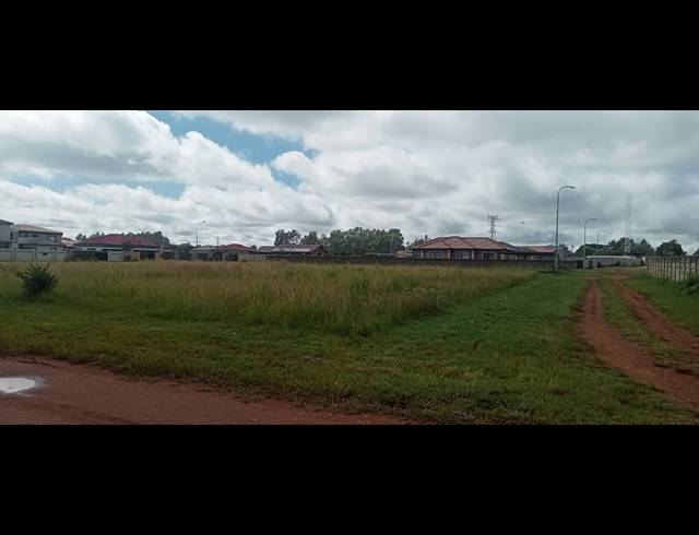 2,439M² VACANT LAND FOR SALE IN RIVERSDALE